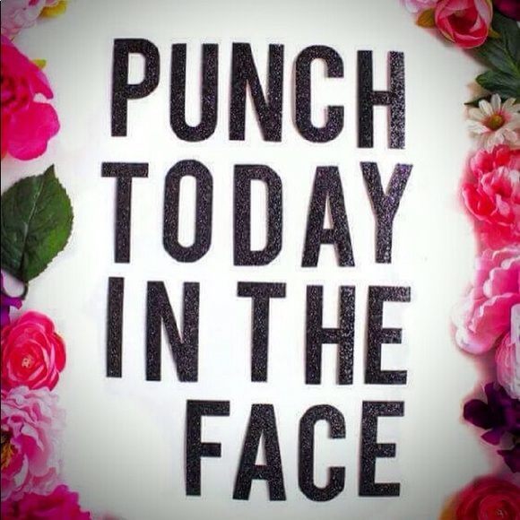 Meet your Posher, Lara - Picture 1 of 1